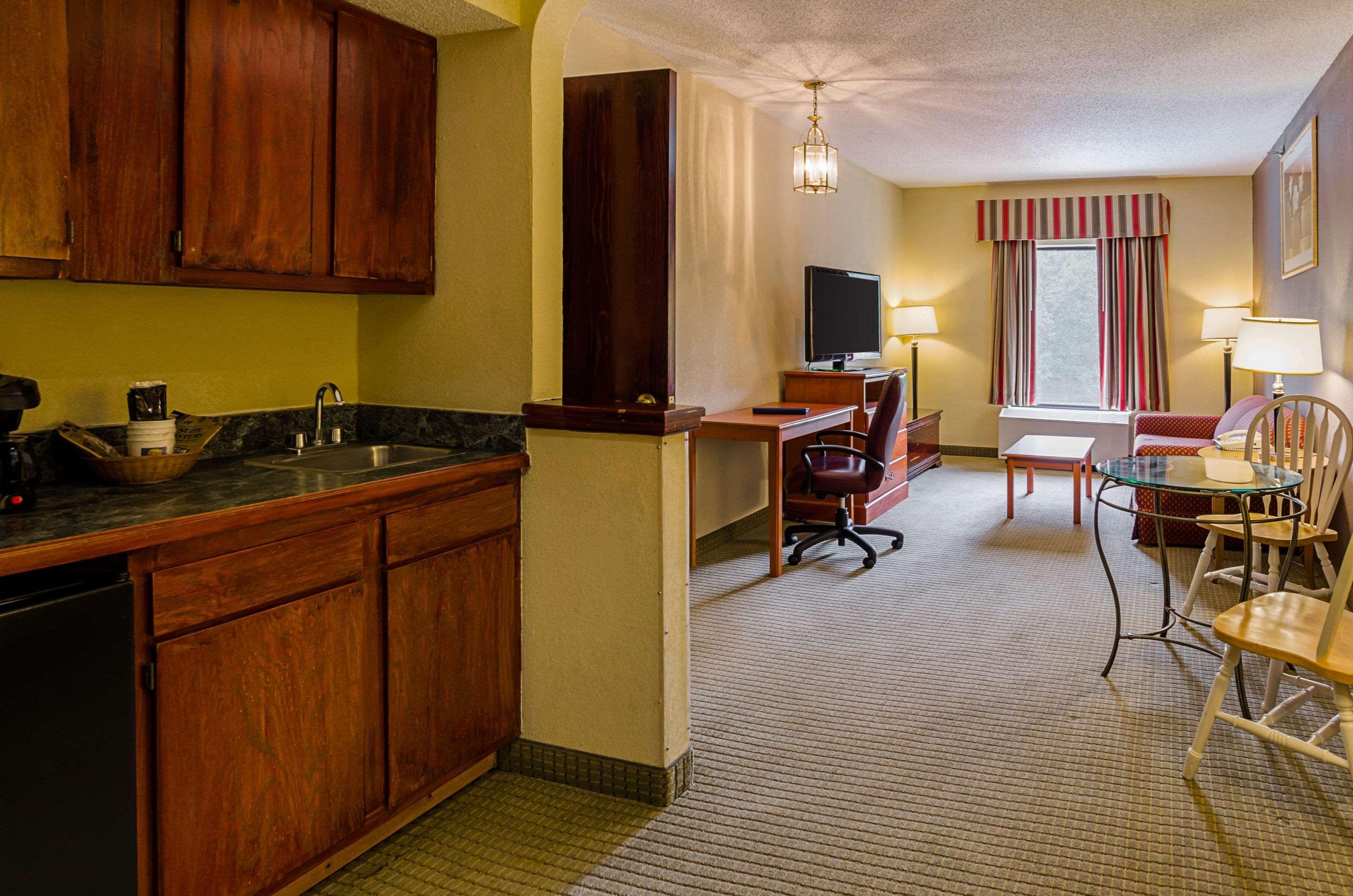 Quality Suites Altavista - Lynchburg South Extérieur photo