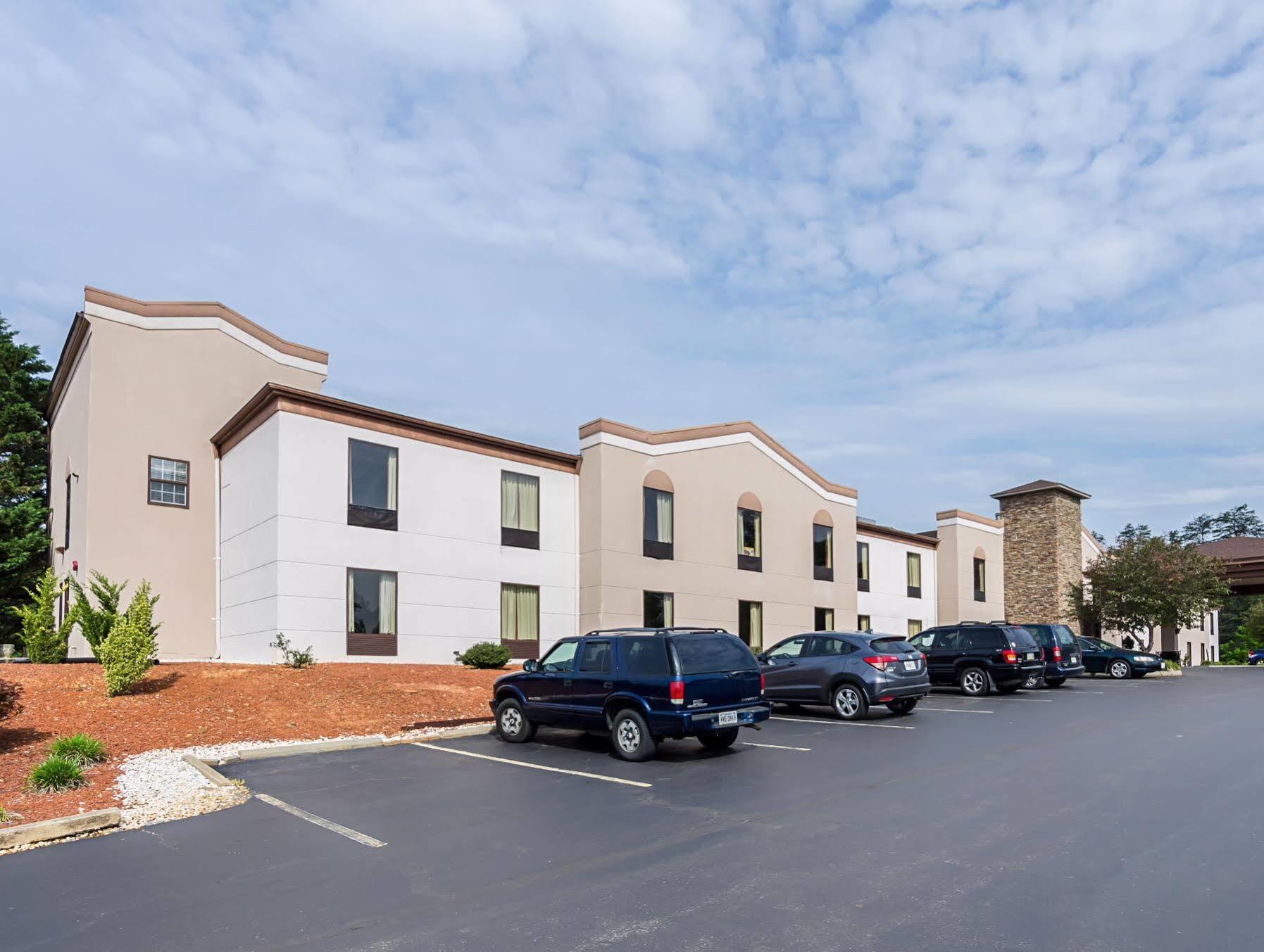 Quality Suites Altavista - Lynchburg South Extérieur photo